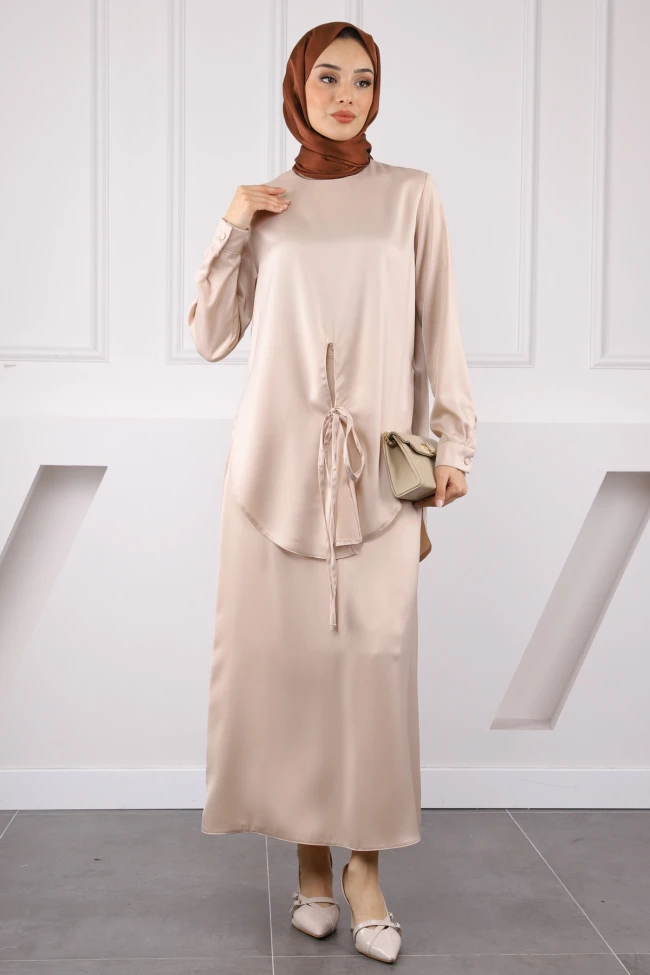 Bej Önden Bağlamalı Tunik Etekli Saten Takım