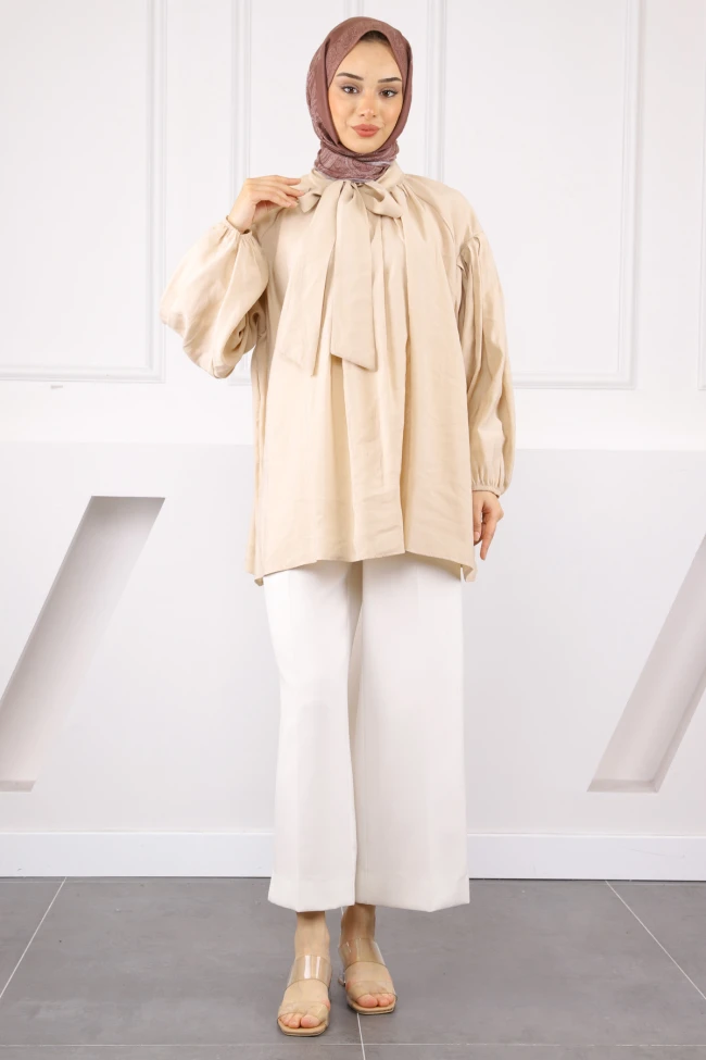 Bej Yaka Detaylı Balon Kol Tunik
