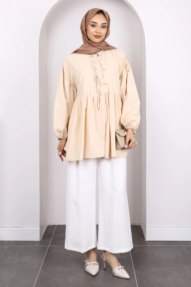 Bej Kol Lastikli Ön Düğmeli Tunik