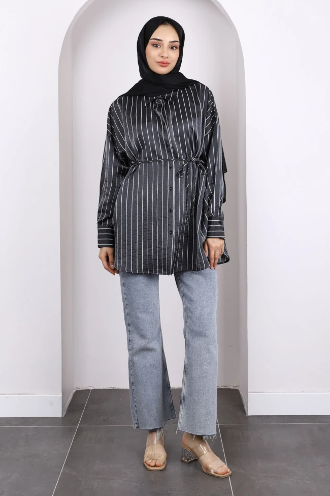 Siyah Çizgili Ön Düğmeli Tunik
