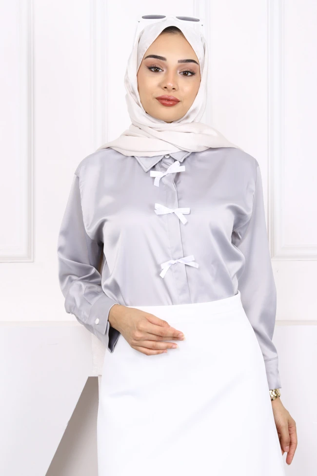 Gri Fiyonklu Saten Gömlek