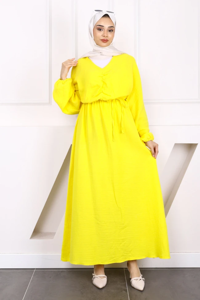Sarı Önü Büzgülü Müslin Elbise