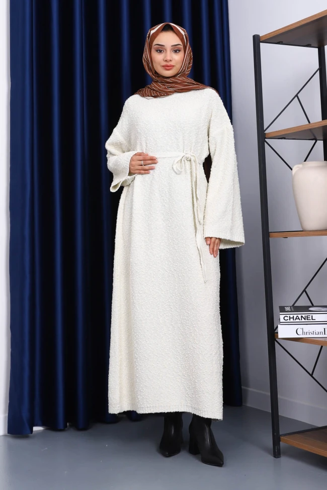 Krem Bisiklet Yaka Triko Elbise