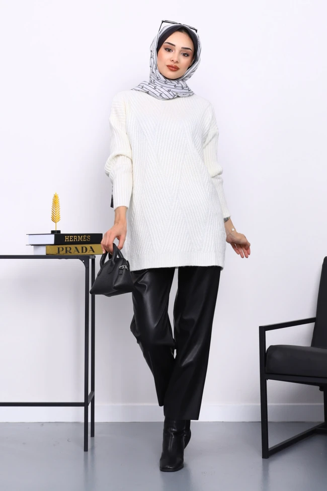 Ekru Bisiklet Yaka Triko Kazak