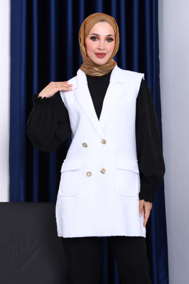 Ekru Düğmeli Buklet Yelek