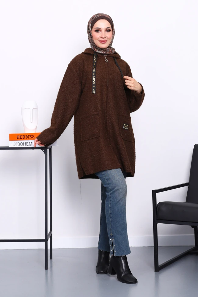 Kahverengi Kapşonlu Cepli Buklet Kaban