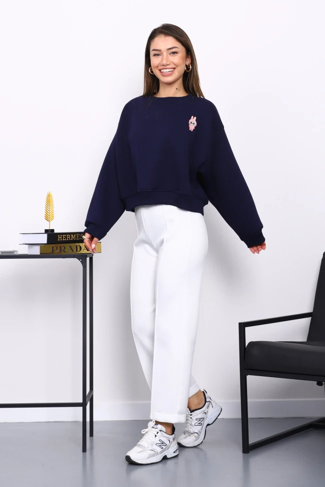 Lacivert Bisiklet Yaka Nakışlı Üç İplik Kısa Oversize Sweat