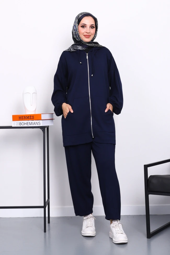 Lacivert Kapşonlu Fermuarlı Tunik Pantolonlu Takım