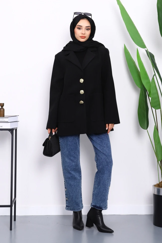 Siyah Düğmeli Cepli Ceket