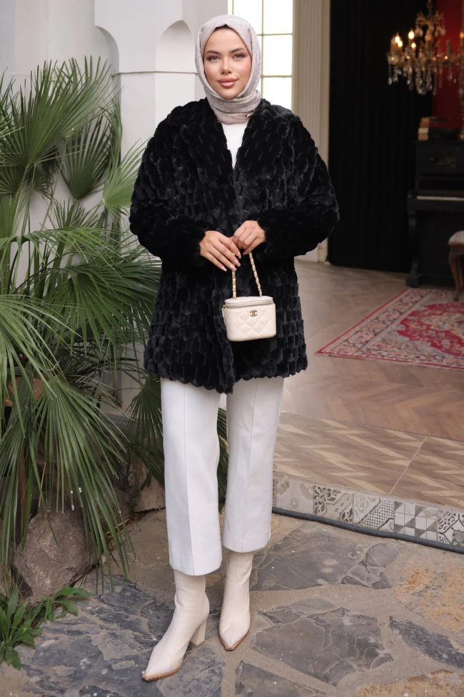 Siyah Yakalı Çift Cepli Kürk Kaban