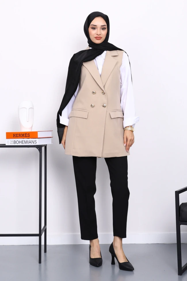 Taş Düğmeli Cepli Yelek