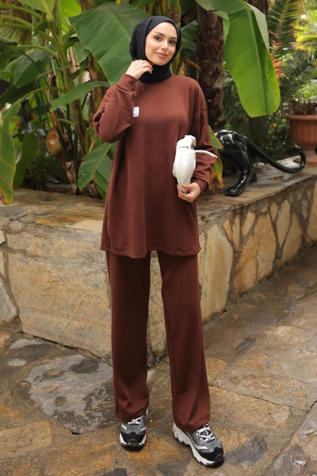 Kahverengi Armalı Tunik Pantolonlu Takım