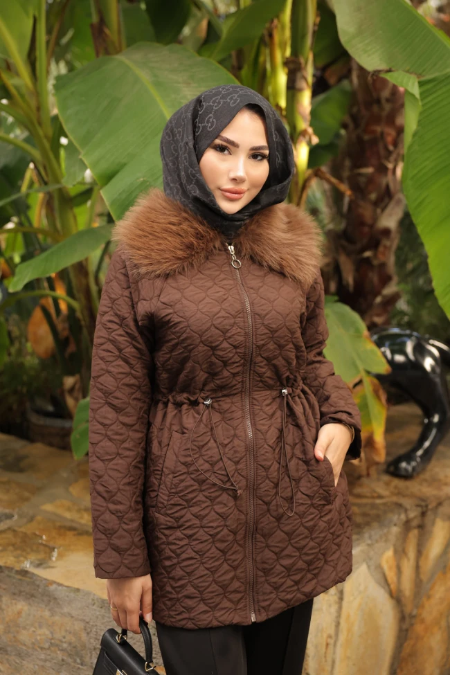 Kahverengi Yaka Kürklü Kapitone Ceket