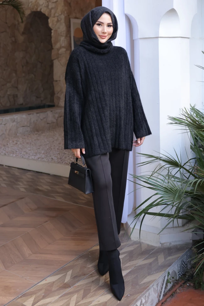 Siyah Balıkçı Yaka Salaş Angora Yumoş Triko Tunik