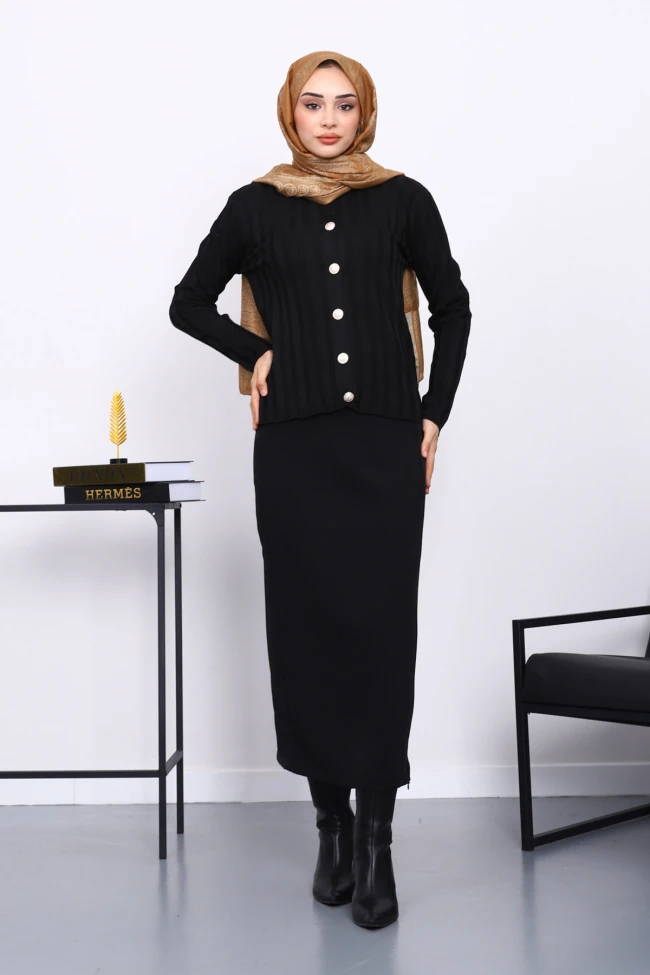 Siyah Soğuk İplik Düğmeli Hırka