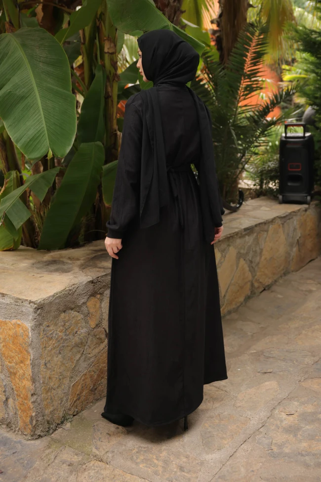 Siyah Kuşaklı Kol Lastikli Fitilli Elbise