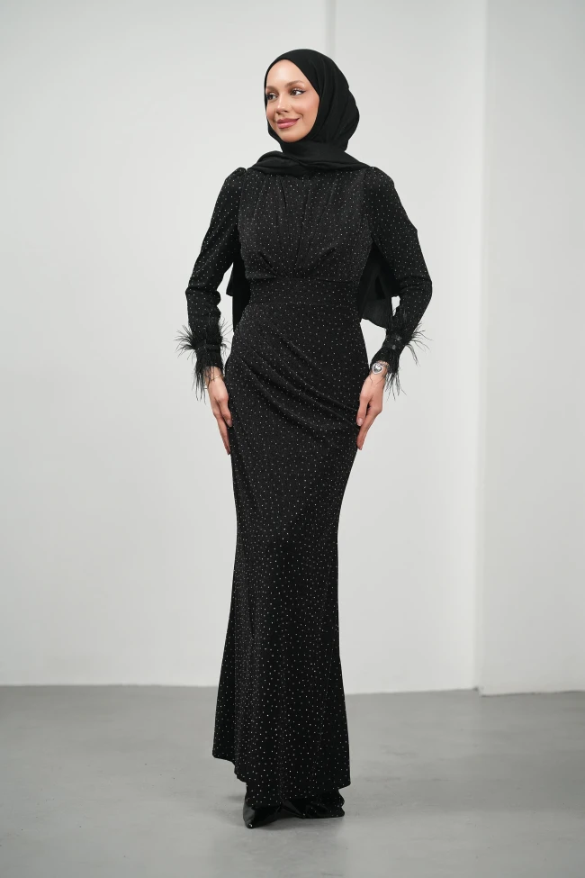 Siyah Kolları Tüğlü Taşlı Abiye