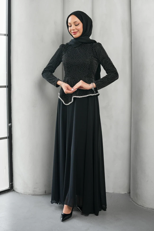 Siyah Taş Detaylı Tasarım Abiye