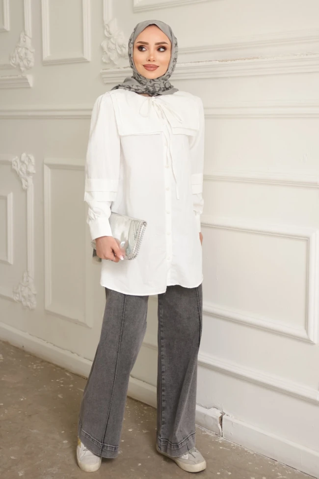 Ekru Yaka Detaylı Gömlek