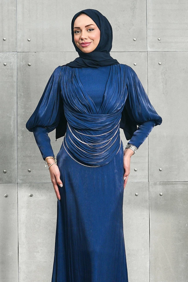 Lacivert Beli Zincir Detaylı Drapeli Janjan Abiye