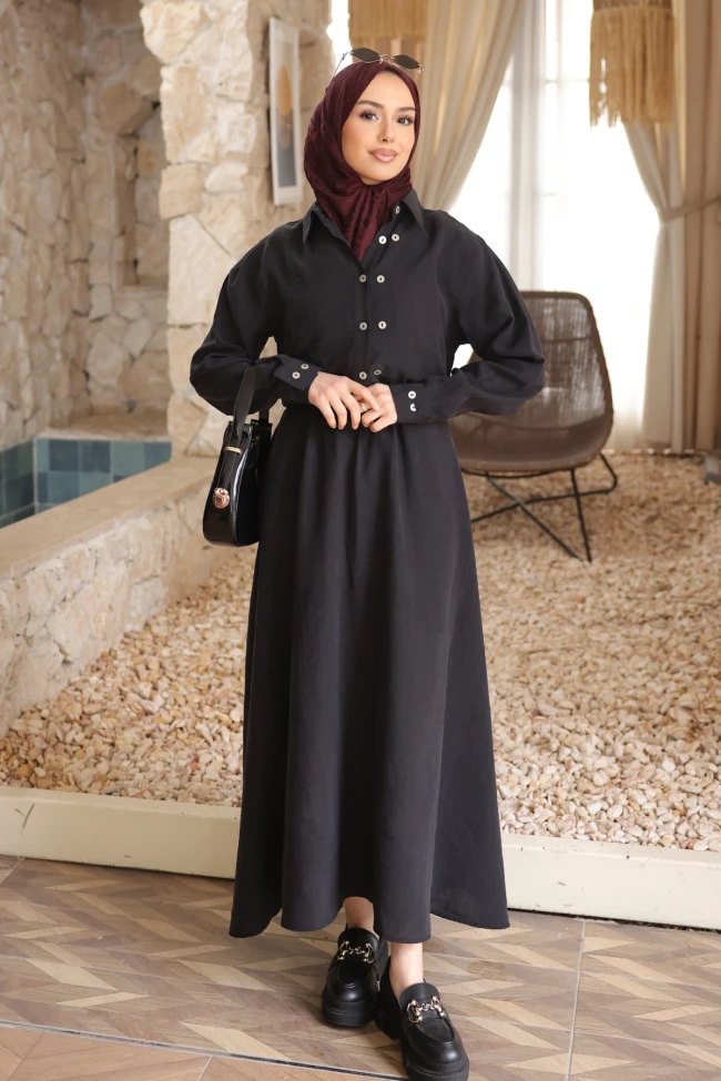 Siyah Düğmeli Gömlek Etekli Takım