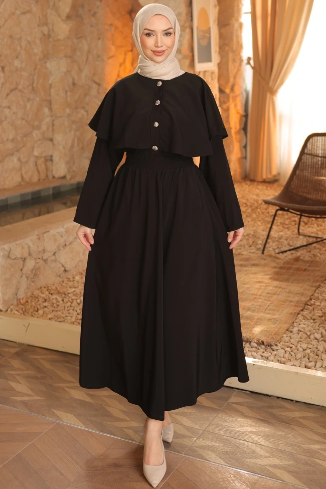 Siyah Düğmeli Pelerinli Gömlek Etekli Takım