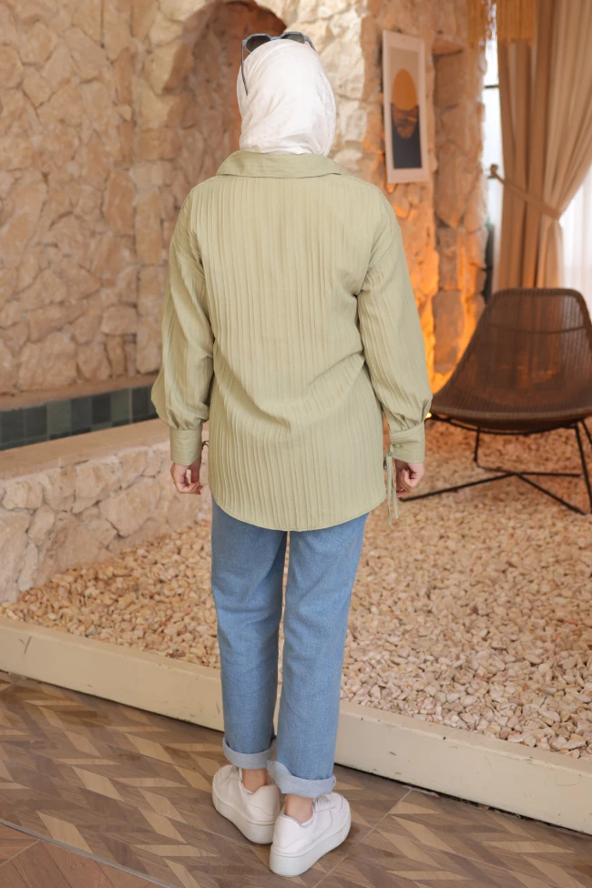 Yeşil Kol Bağlamalı Düğmeli Gömlek