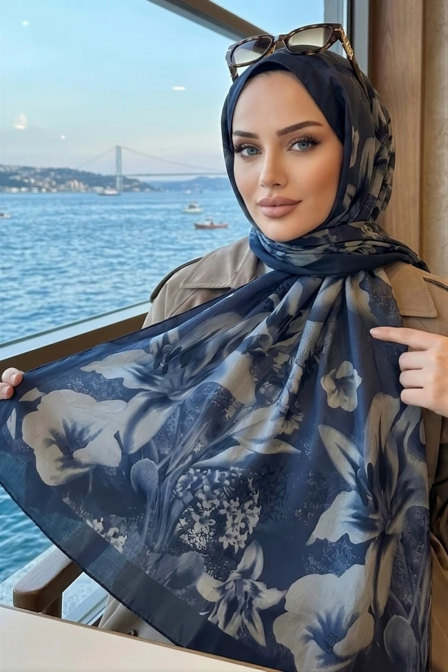 Lacivert İpekhan Desenli Kraş Şal