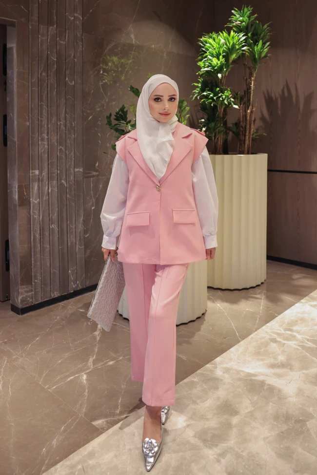 Pembe Astarlı Yelek Pantolonlu Dabıl Takım