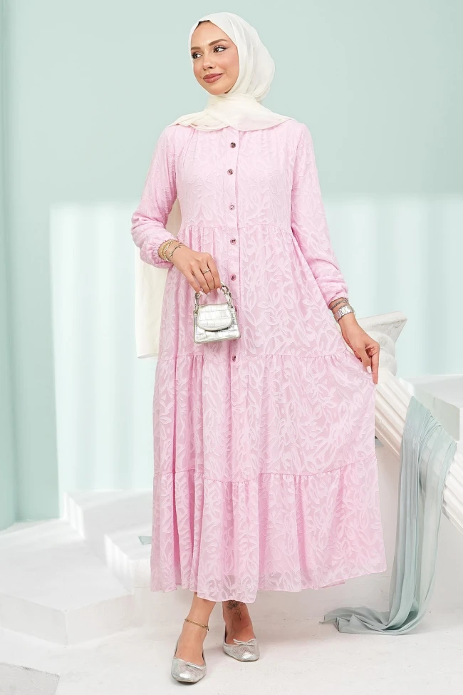 Pembe Yarım Düğmeli Eteği Katlı Jakarlı Elbise