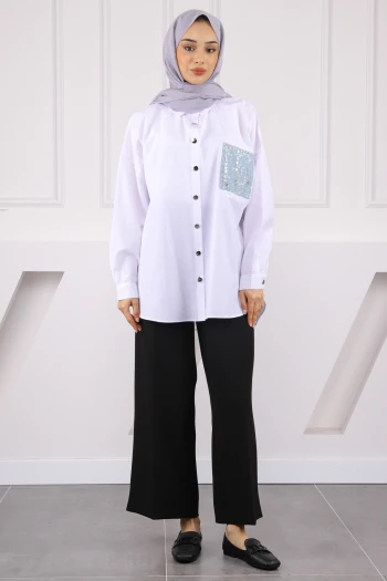 Beyaz Cebi Pul İşlemeli Oversize Gömlek