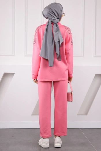 Pembe Omzu Taşlı Scuba Takım