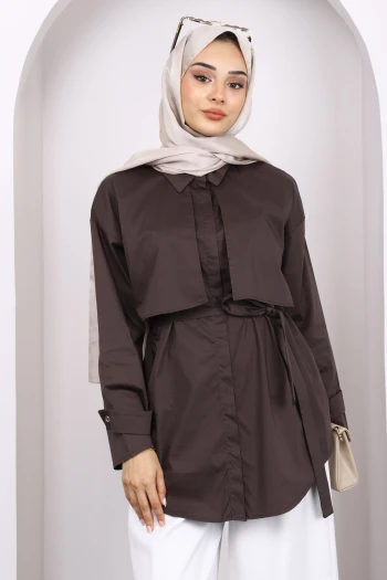 Kahverengi Pelerin Apoletli Kuşaklı Gömlek