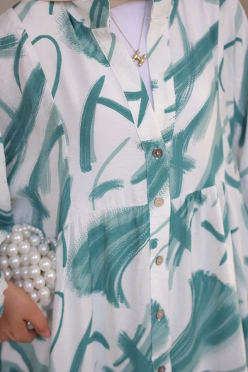 Yeşil Yarım Düğmeli Eteği Katlı Elbise