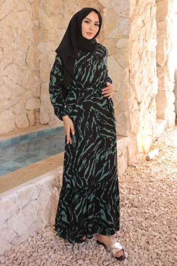 Zümrüt Yeşili Desenli Eteği Katlı Viscon Elbise