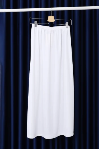 Beyaz Bel Lastikli Etek Astar