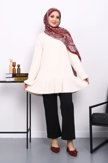 Krem Volanlı Angora Yumoş Triko Tunik