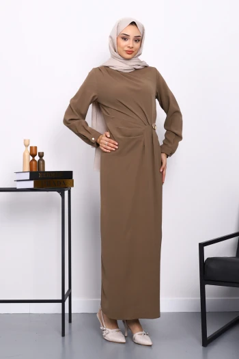 Olive Önü Drapeli Tokalı Krep Elbise