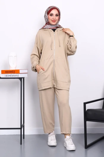 Bej Kapşonlu Fermuarlı Tunik Pantolonlu Takım