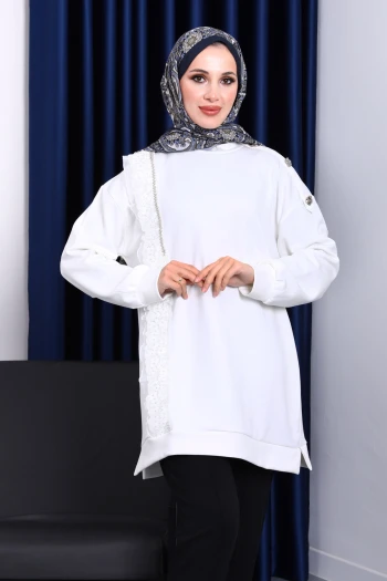 Ekru Dik Yaka Tül İşlemeli Tunik