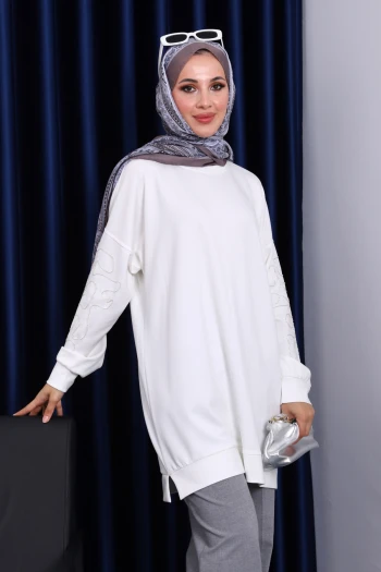 Ekru Kolu İşlemeli Modal Tunik