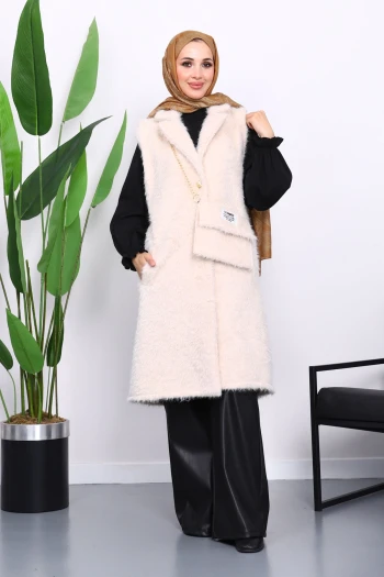Krem Çanta Detaylı Angora Yelek