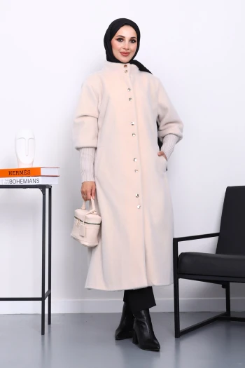 Krem Düğmeli Kolları Triko Angora Kaban