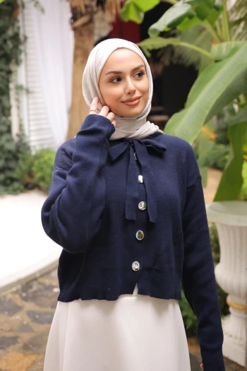 Lacivert Yaka Bağlamalı Düğmeli Triko Hırka