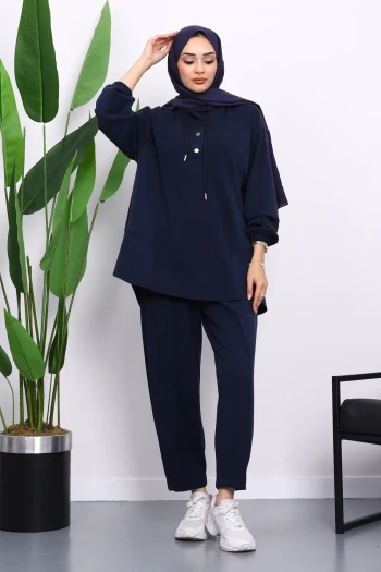 Lacivert Yaka Çıtçıtlı Tunik Pantolonlu Takım