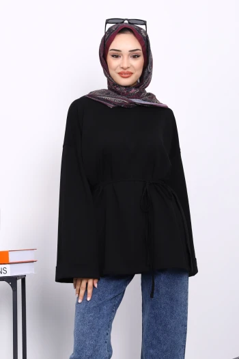 Siyah Dikiş Detaylı Yanları Yırtmaçlı Sweatshirt