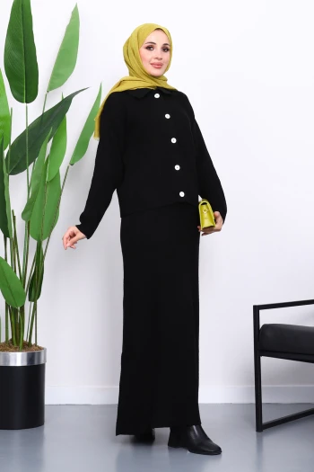 Siyah Gömlek Yaka Düğmeli Triko Etekli Takım