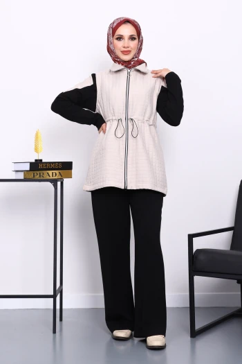 Siyah Kapitone Yelekli Tunik Pantolonlu Takım