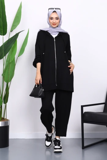 Siyah Kapşonlu Fermuarlı Tunik Pantolonlu Takım