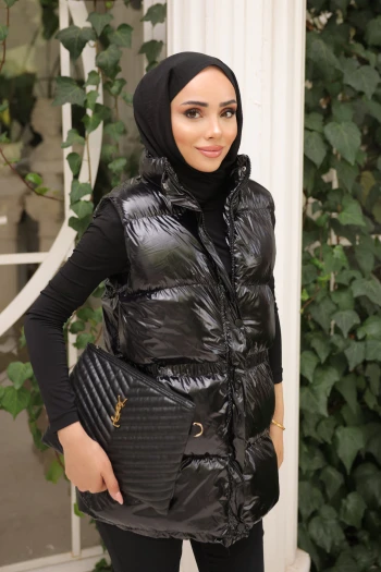 Siyah Rugan Bel Lastikli Yelek